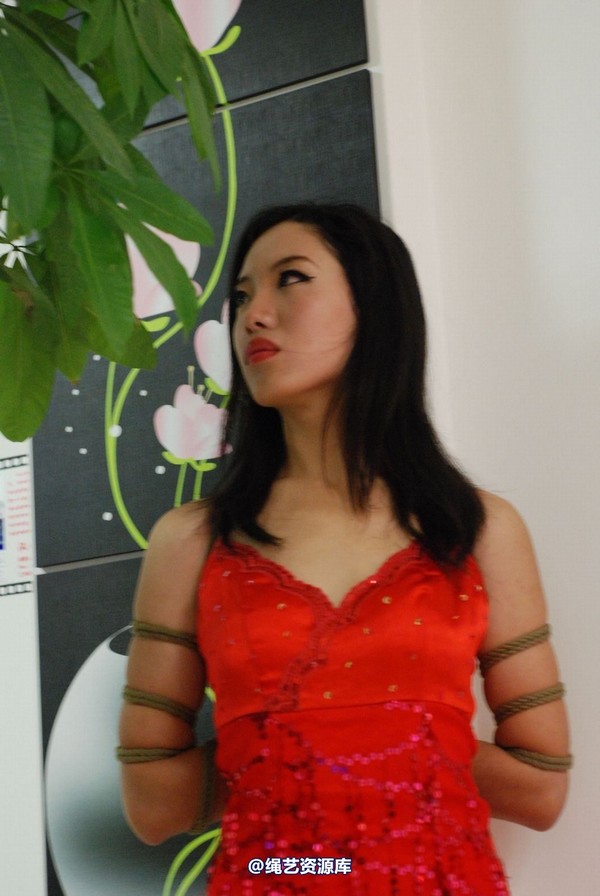 唯美之家 - 小舒淇-红色礼服 第 15 张图片