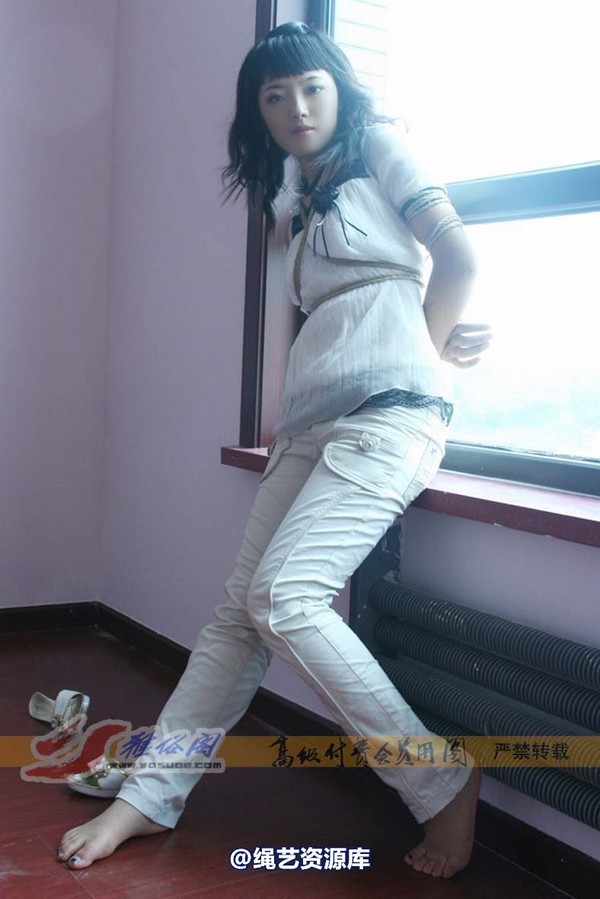 雅俗阁 - 20071206雅绪冷艳休闲装 第 33 张图片