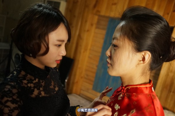 dk13美束馆 - 1.8-欢欢红旗袍-120P 第 2 张图片