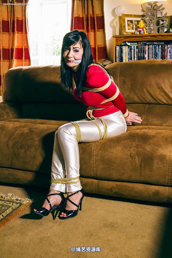 limitedaudience - 2013 nyxon tied in spandex disco jeans 第 29 张图片