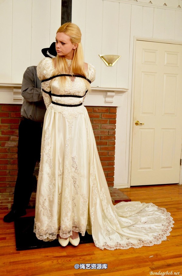 bondagebob - Martina Warren Bride 第 56 张图片