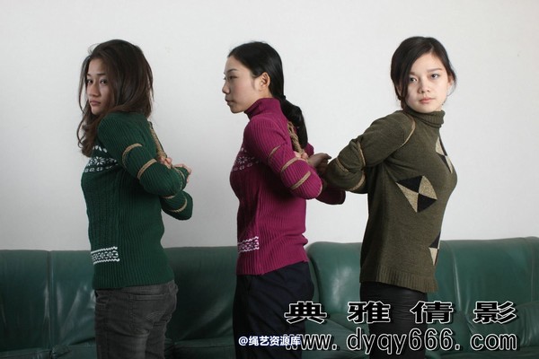 典雅倩影 - 229-三美女捆绑秀 第 20 张图片