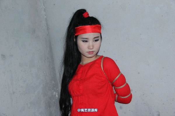 胜景山庄 - 223-盼盼红罪衣 第 51 张图片