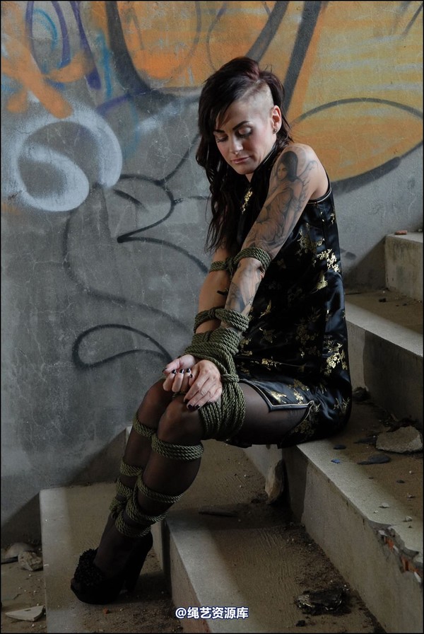 simplytied - Wee Black Chinese Dress 第 23 张图片