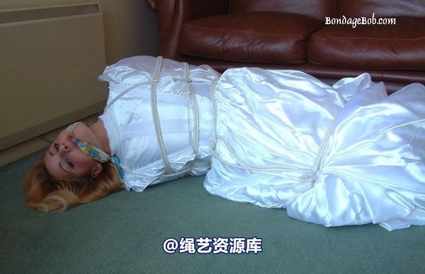 bondagebob - Linda Murray The wedding day 2 第 18 张图片
