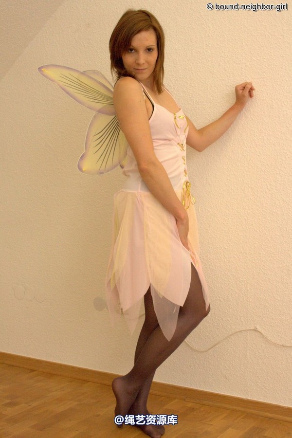 bound-neighbor-girl - Susan - Tied in costumes 第 64 张图片