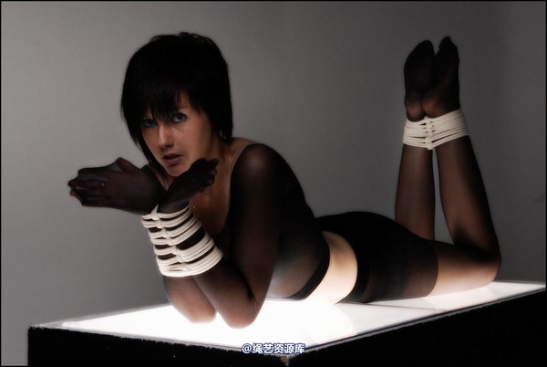 simplytied - Light box 第 16 张图片
