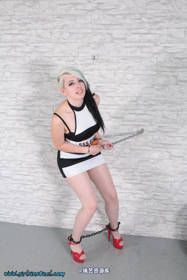 girlsinsteel - High Security cuffs 第 100 张图片
