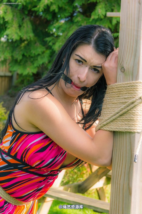 limitedaudience - 2015 stacey von booty tooch 2 第 34 张图片