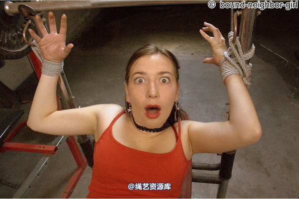 bound-neighbor-girl - Leonie must do fitness 第 31 张图片