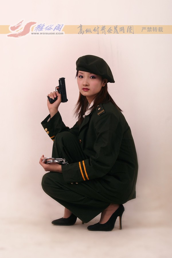 雅俗阁 - 20060407雪儿警服 第 32 张图片