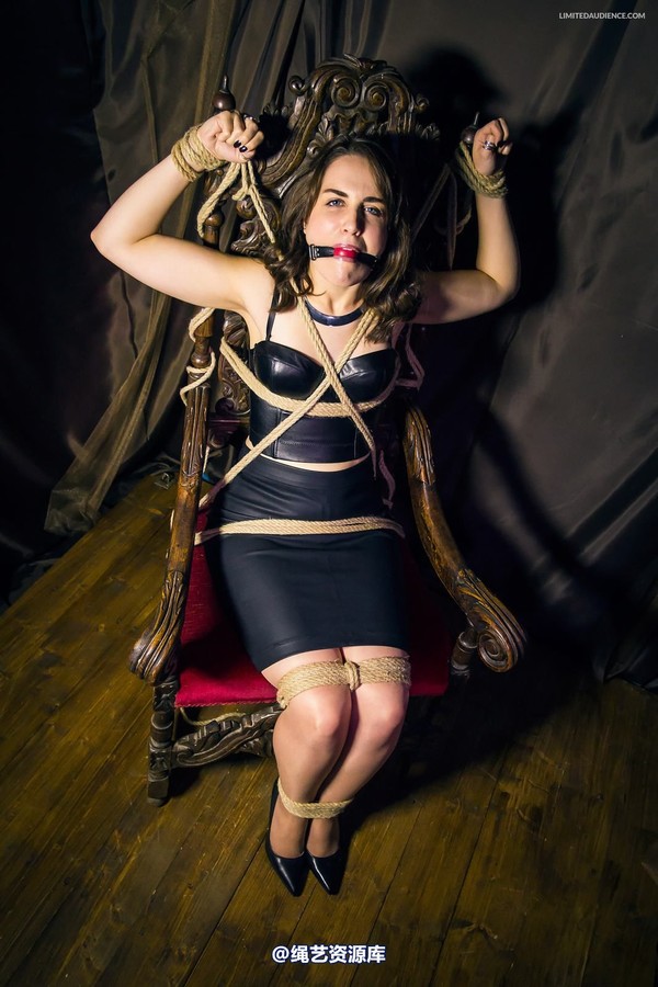 limitedaudience - 2015 freya held for ransom 第 7 张图片