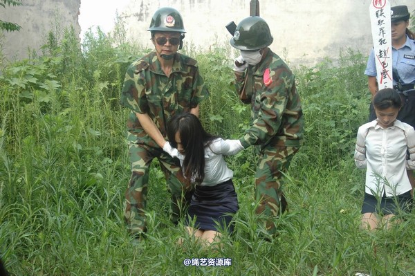 mj影视 - 血的代价执行刑场 失禁战栗2013-08-26 第 195 张图片