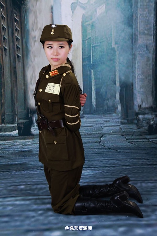 神艺缘 - 235-美式女制服 第 3 张图片