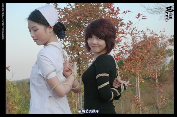 唯美之家 - 2008-11-13外拍(集体) 第 497 张图片