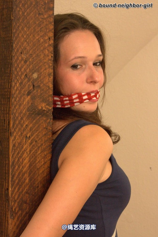 bound-neighbor-girl - Merle - Being tied up in office 3 第 8 张图片