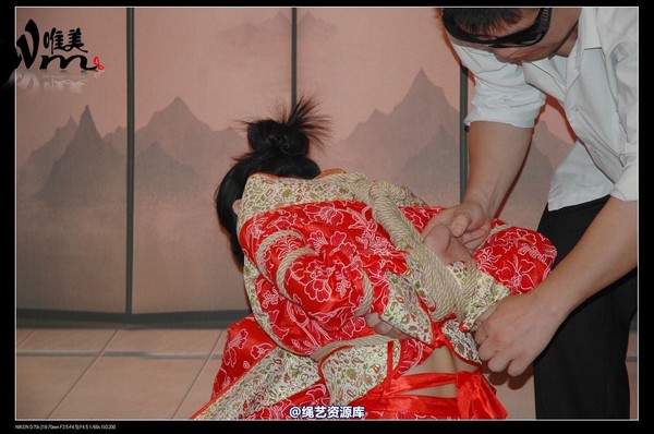 唯美之家 - 08-05-29盈盈汉服-护士装 第 42 张图片