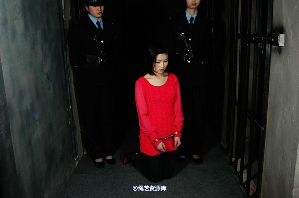 mj影视 - 梅晓枫―临刑捆绑2013-05-09 第 96 张图片