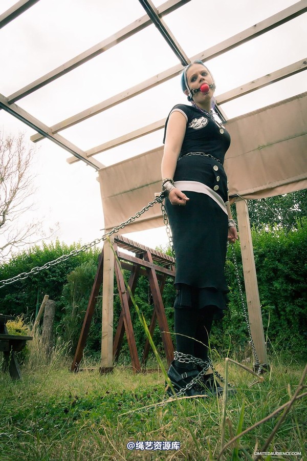 limitedaudience - 2014 beckykat chained 2 第 19 张图片