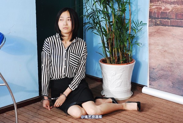 唯美之家 - 白雪试服装12 第 63 张图片