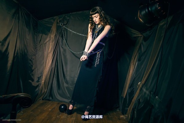 limitedaudience - 2014 fay lady in chains 2 第 3 张图片