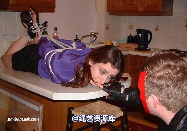 bondagebob - Jasmine De Launay The mystery intruder 4 第 6 张图片