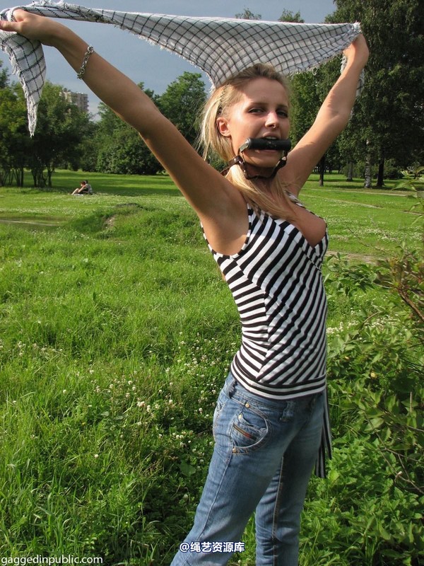 gaggedinpublic - gip023 第 7 张图片