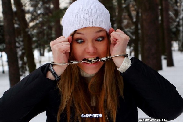 gaggedinpublic - gip410 第 21 张图片