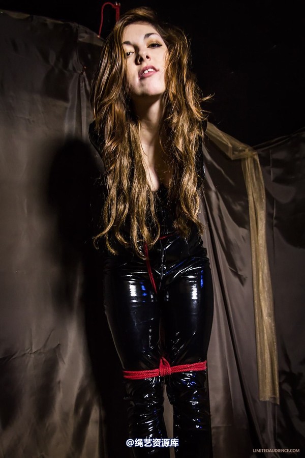 limitedaudience - 2014 trisha strict catsuit strappado 2 第 16 张图片