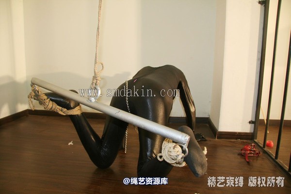锐度主张 - 20070328第08期 胶衣束缚 模特：雨竹 第 161 张图片