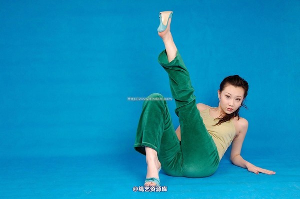 丽柜美束 - 2006-01-28 第 23 张图片