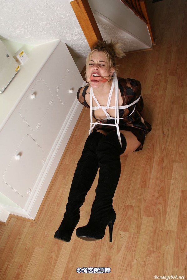 bondagebob - Tammy Squirming for freedom - no chance 第 68 张图片