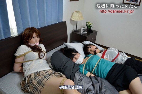 jpdamsel - 20120212 逃走３人の女　２ 第 25 张图片