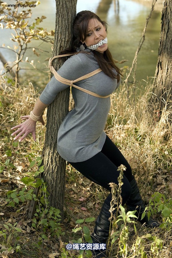 jbroper - Christina Carter 2011-3 第 88 张图片