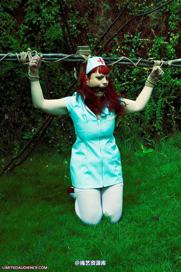 limitedaudience - 2009 raevan slaves direct nurse 第 12 张图片