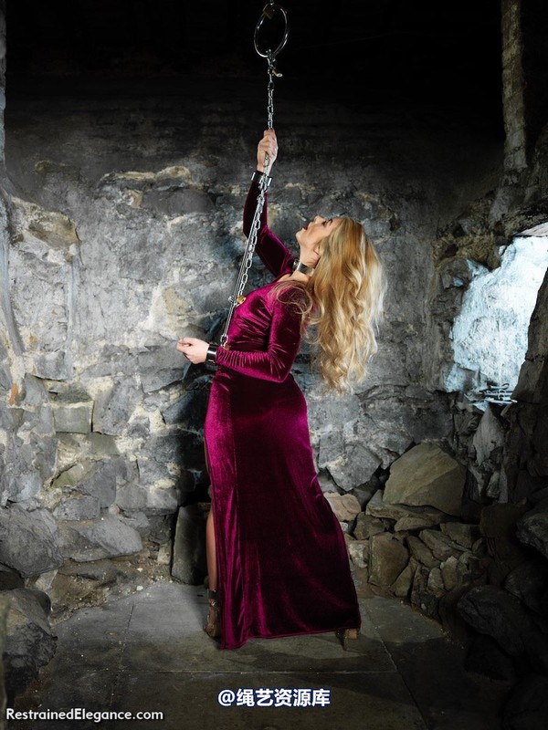 restrainedelegance - Glamour in the Dungeon 第 20 张图片