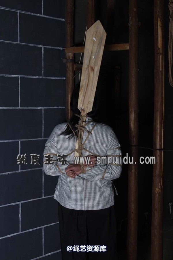 锐度主张 - 大襟衣插牌女囚模特：玉露 第 36 张图片