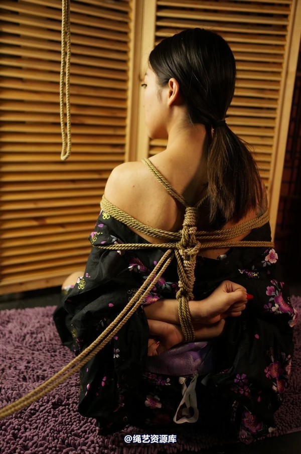 dk13美束馆 - 12.29-红袖和服D-106P 第 4 张图片