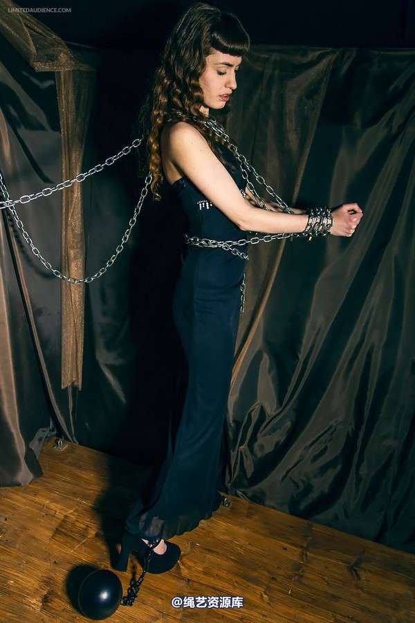 limitedaudience - 2014 fay lady in chains 2 第 19 张图片