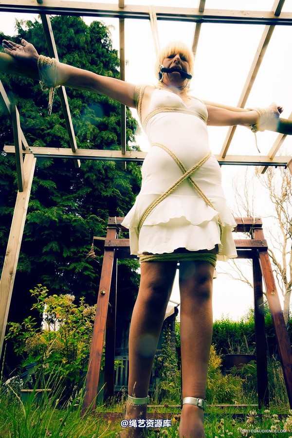 limitedaudience - 2014 kimmy louise carrying the burden 2 第 25 张图片