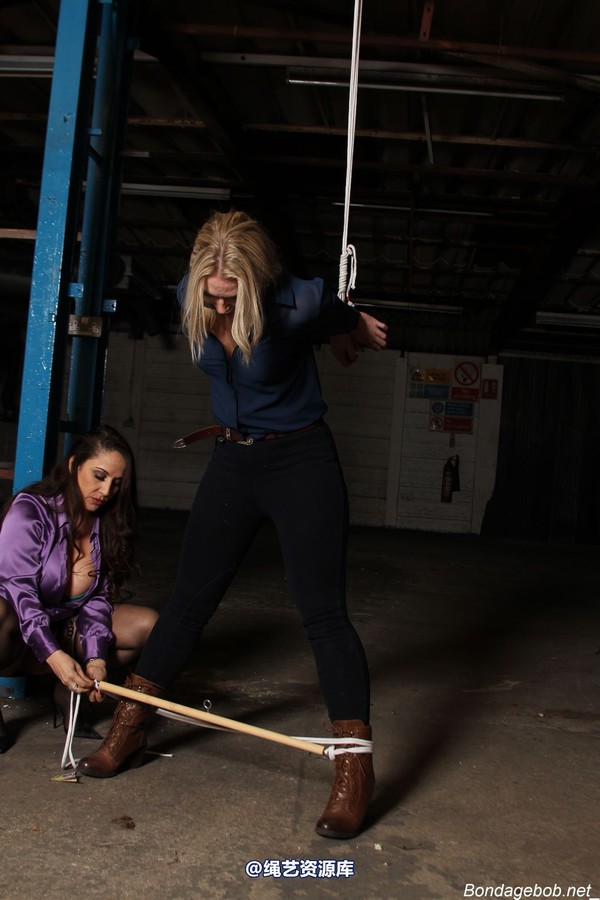 bondagebob - Jewell and Missey The kinky captor 第 358 张图片