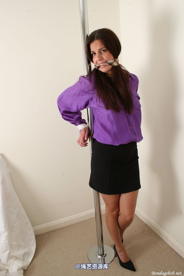 bondagebob - Kobe Lee Gagged! 第 16 张图片