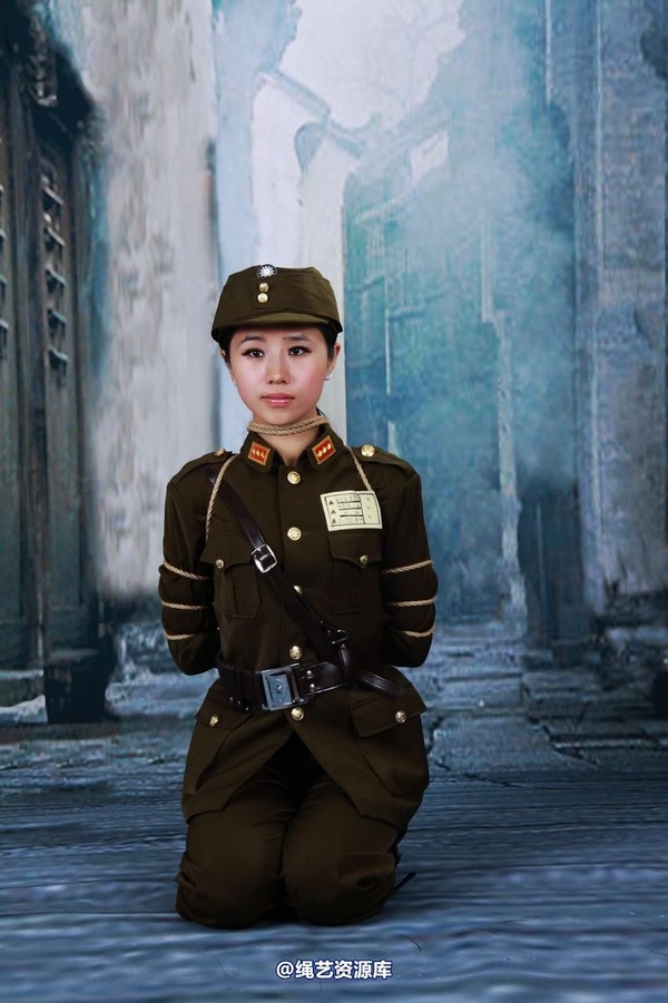 神艺缘 - 235-美式女制服 第 54 张图片