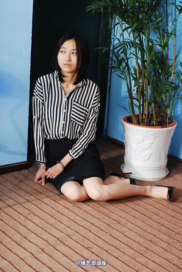 唯美之家 - 白雪试服装12 第 66 张图片