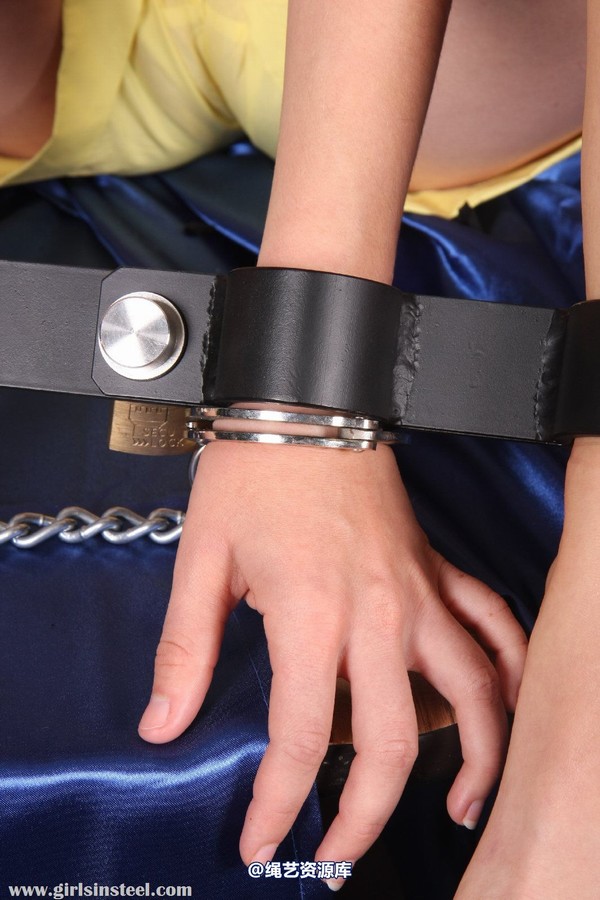 girlsinsteel - Tied up in different cold steels restraints 第 41 张图片
