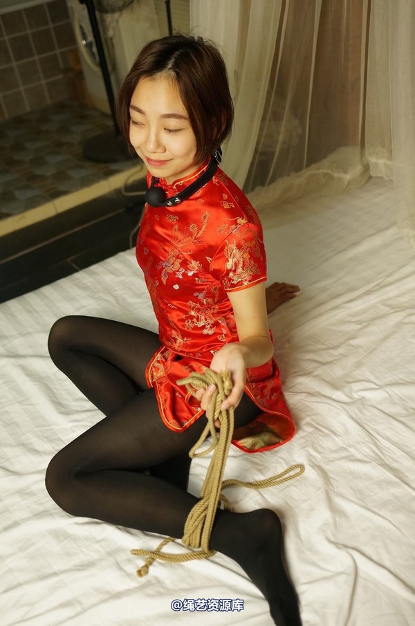 dk13美束馆 - 11.14-小仙儿红旗袍-120P 第 107 张图片