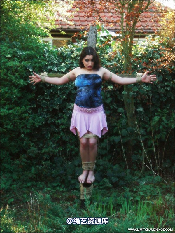limitedaudience - 2007 jasmine de launay the suffering pt 1 第 5 张图片