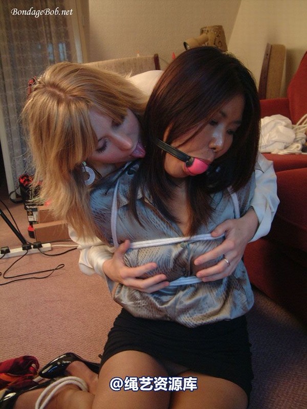 bondagebob - Luxi and Kerry For the girl who has everything 第 50 张图片