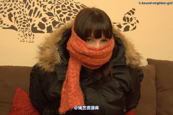 bound-neighbor-girl - Susan again tied at home 1 第 16 张图片