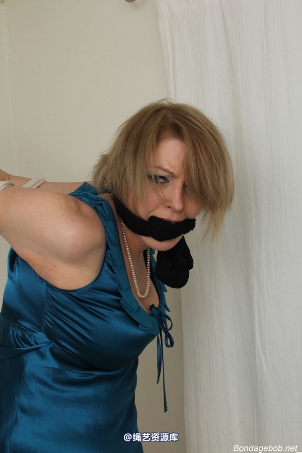 bondagebob - Temptress Kate Pantyhose gag 第 120 张图片